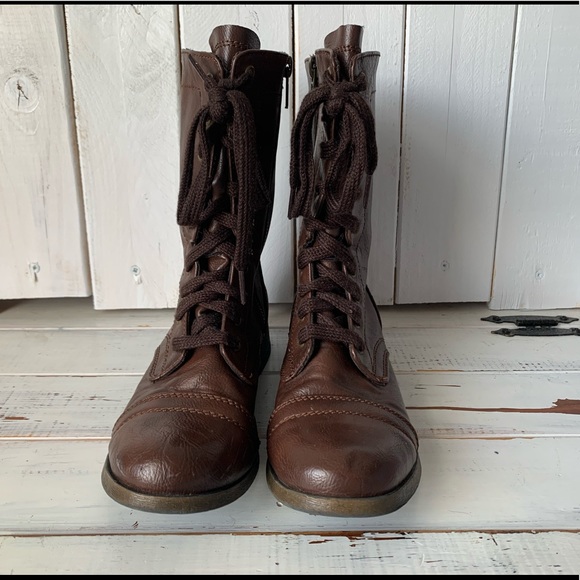 SOLD Brown Riding / Combat Boots - Picture 3 of 7